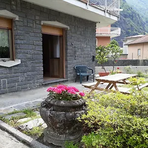 Casa Di Ica Dervio