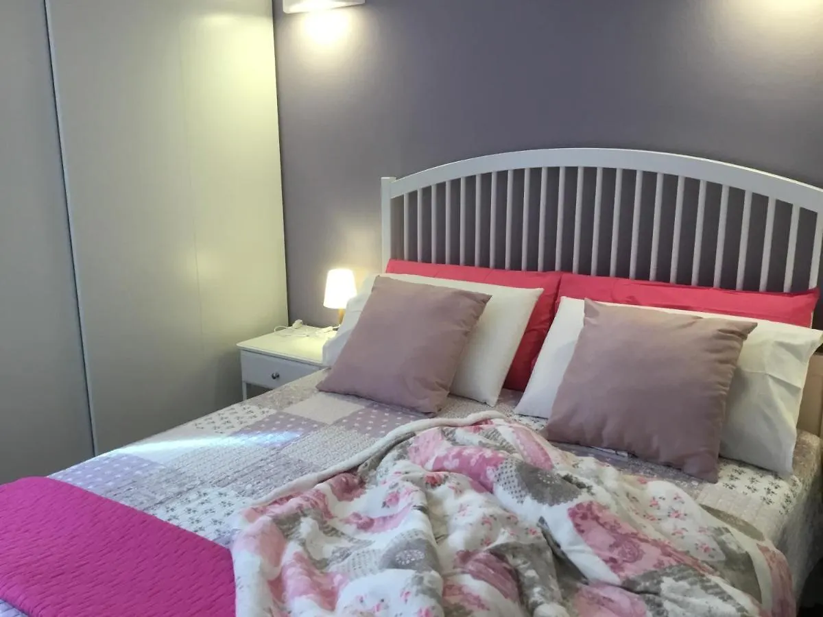 Comolakehome A Due Passi Dal Lago Dervio Apartment